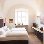 Kloster Holzen Hotel 3*