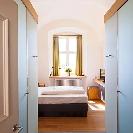 Hotel Kloster Holzen 3*