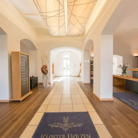 Hotel Kloster Holzen 3*