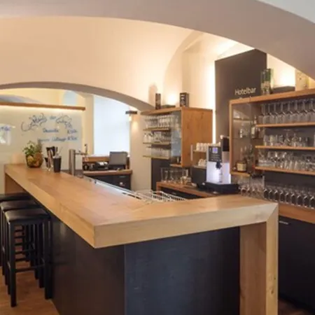 Kloster Holzen 3*