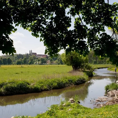 فندق Kloster Holzen 3*
