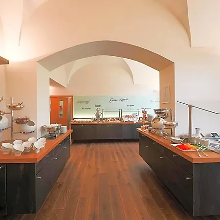 فندق Kloster Holzen 3*
