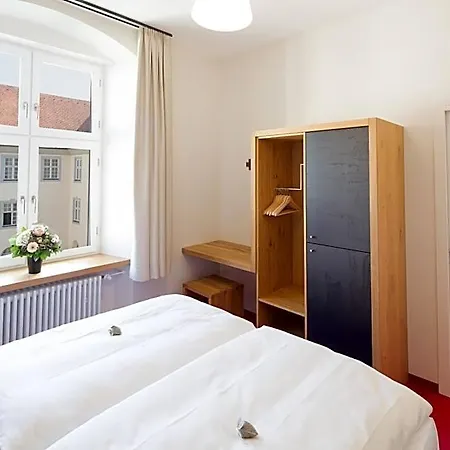 Kloster Holzen 3*