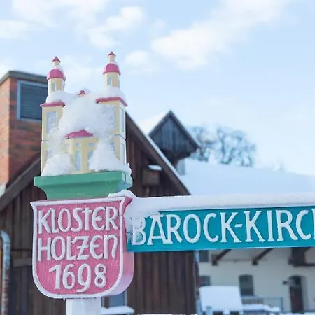 Kloster Holzen 호텔 알만쇼펜