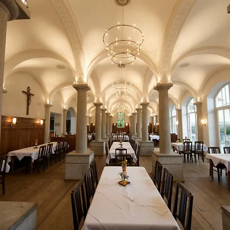 호텔 Kloster Holzen 알만쇼펜