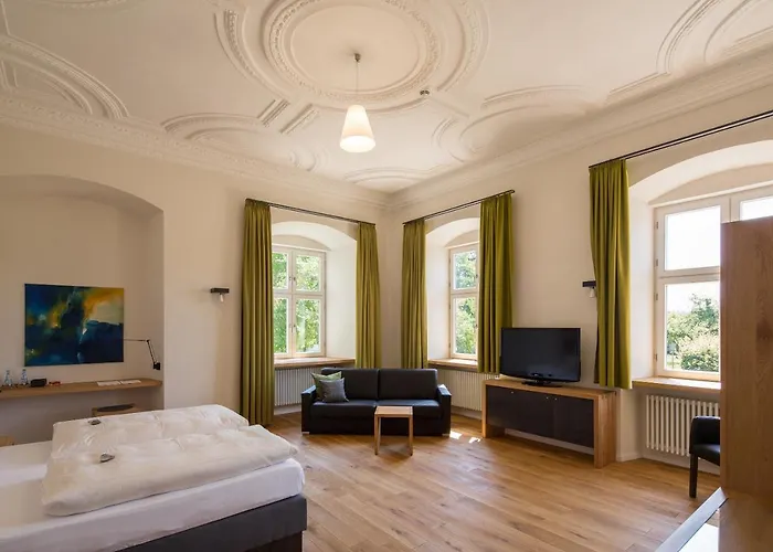 Otel Kloster Holzen Allmannshofen