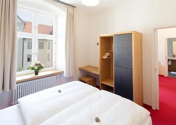 Otel Kloster Holzen 3*