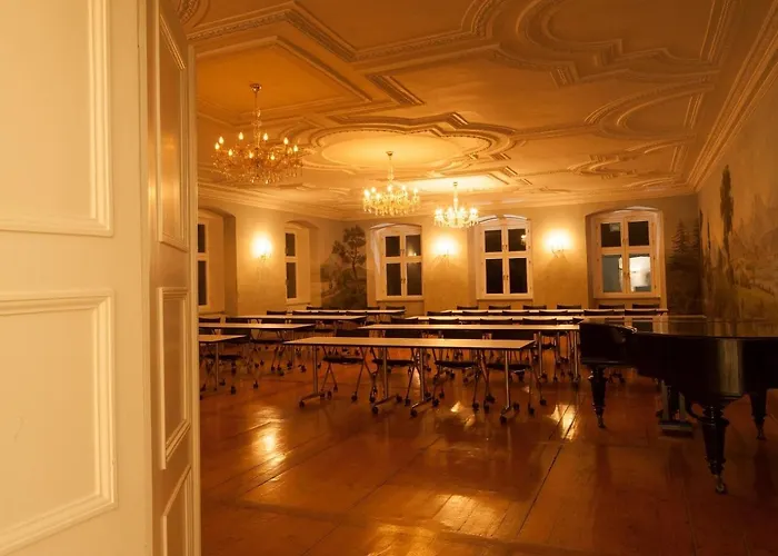 Kloster Holzen Otel 3*