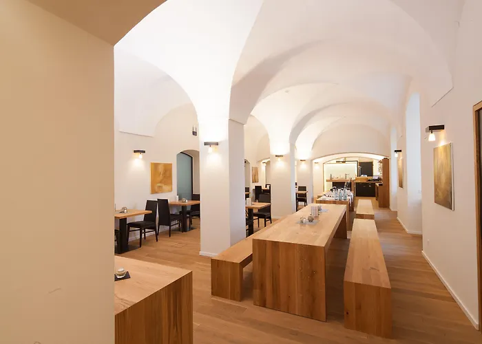 Kloster Holzen 3*