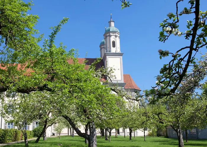 Kloster Holzen Otel Allmannshofen