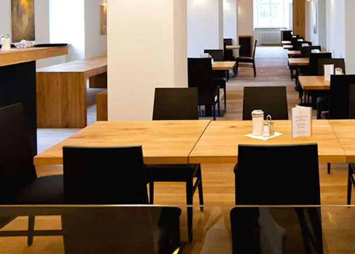 Otel Kloster Holzen 3*