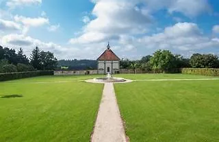 Otel Kloster Holzen
