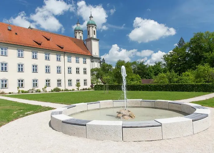 Otel Kloster Holzen 3*